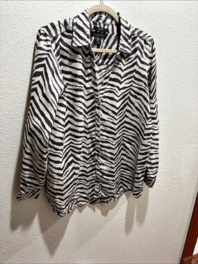 Tahari Zebra Print Button Down Shirt